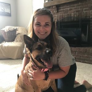 Meet your Posher, Haylee